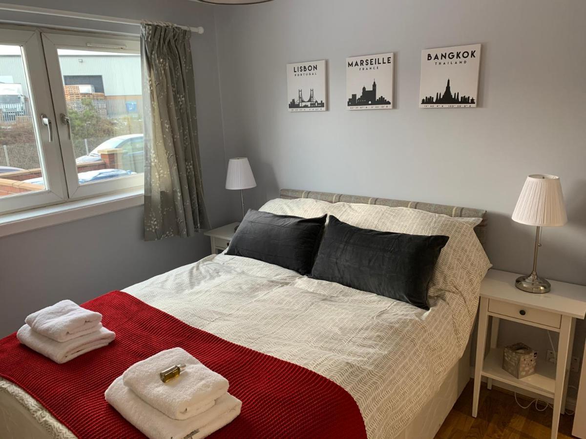 Flat One, 212 Eaglesham Road, East Kilbride, Glasgow Exterior photo